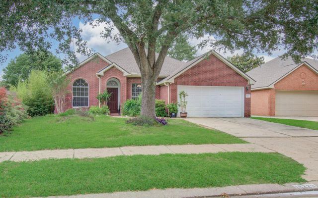 18223 Heathridge Lane, Cypress, TX 77433