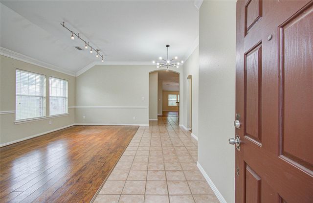 18223 Heathridge Lane, Cypress, TX 77433