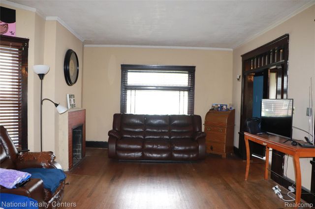 164 California Street, Highland Park, MI 48203