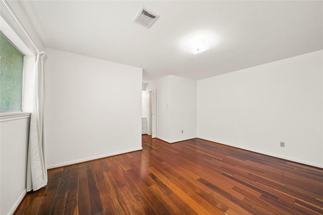 12502 Queensbury Lane, Houston, TX 77024