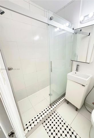 1611 Michigan Ave 4, Miami Beach, FL 33139
