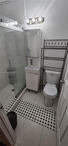 1611 Michigan Ave 4, Miami Beach, FL 33139