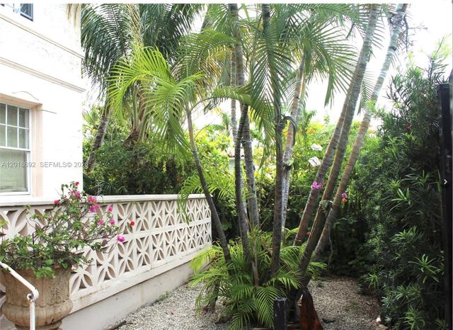 1611 Michigan Ave 4, Miami Beach, FL 33139
