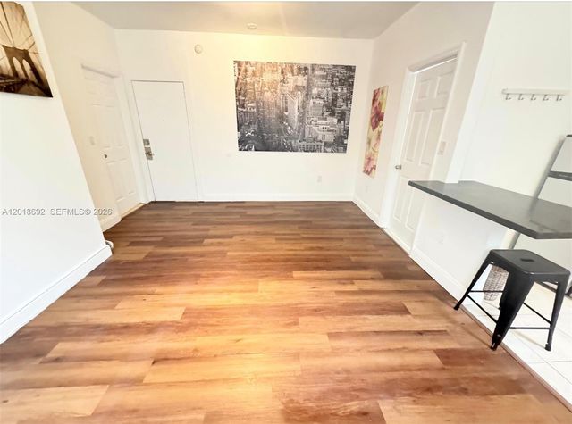 1611 Michigan Ave 4, Miami Beach, FL 33139