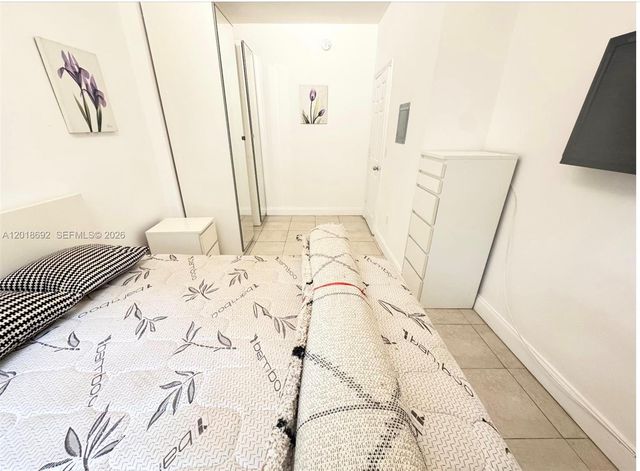 1611 Michigan Ave 4, Miami Beach, FL 33139