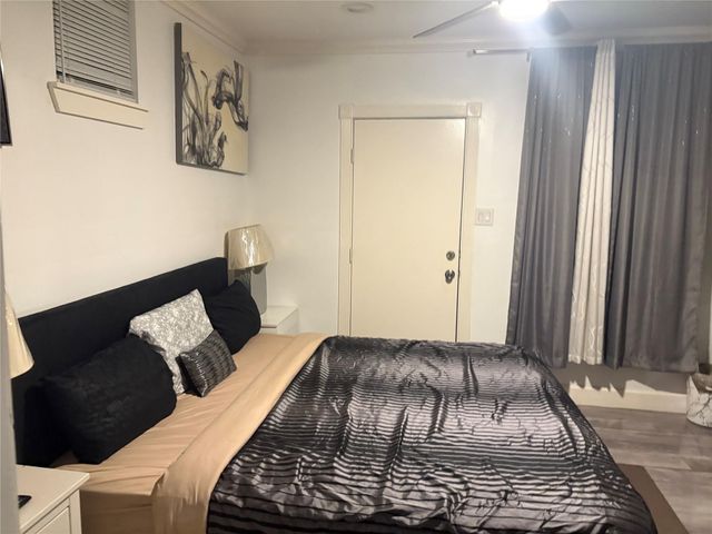 3021 Gray Street, Houston, TX 77004