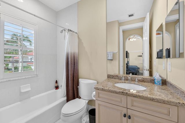 7162 Via Firenze, Boca Raton, FL 33433