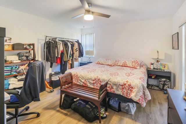 5701 Riverside Drive 102b6, Coral Springs, FL 33067