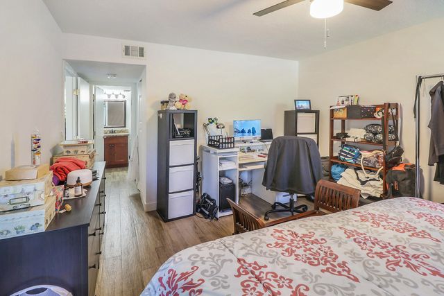 5701 Riverside Drive 102b6, Coral Springs, FL 33067