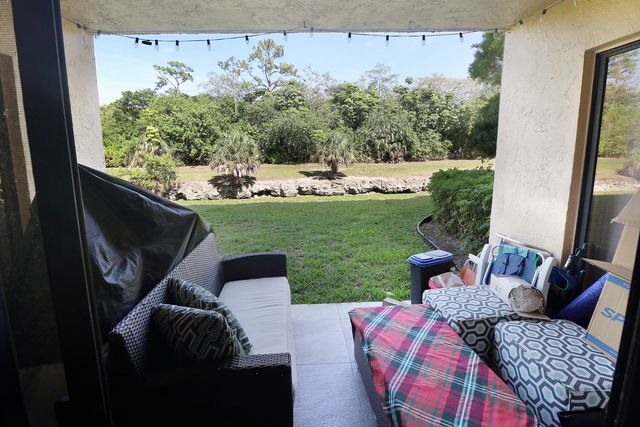 5701 Riverside Drive 102b6, Coral Springs, FL 33067