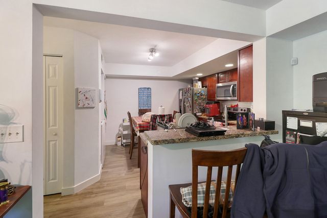 5701 Riverside Drive 102b6, Coral Springs, FL 33067