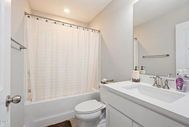 1083 Talisker Way, Burlington, NC 27215