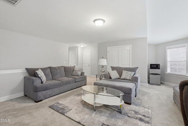 1083 Talisker Way, Burlington, NC 27215