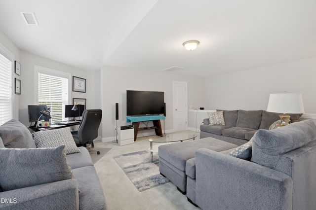 1083 Talisker Way, Burlington, NC 27215
