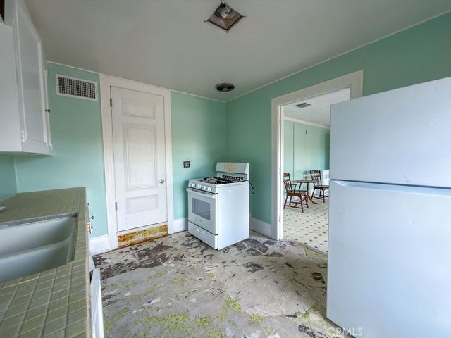 34860 Lancaster Road, Lancaster, CA 93536