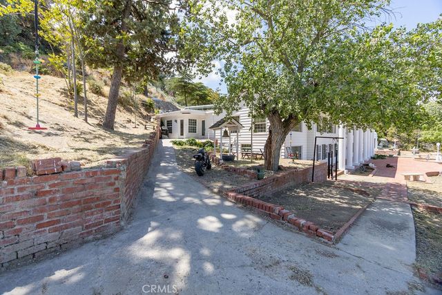 34860 Lancaster Road, Lancaster, CA 93536