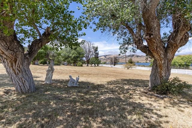 34860 Lancaster Road, Lancaster, CA 93536