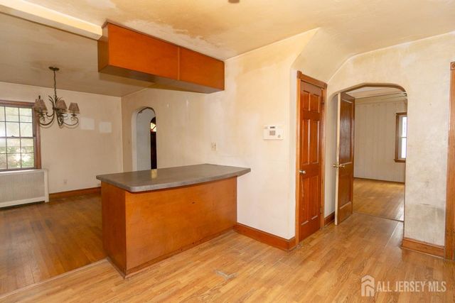 30 Burton Avenue, South River, NJ 08882