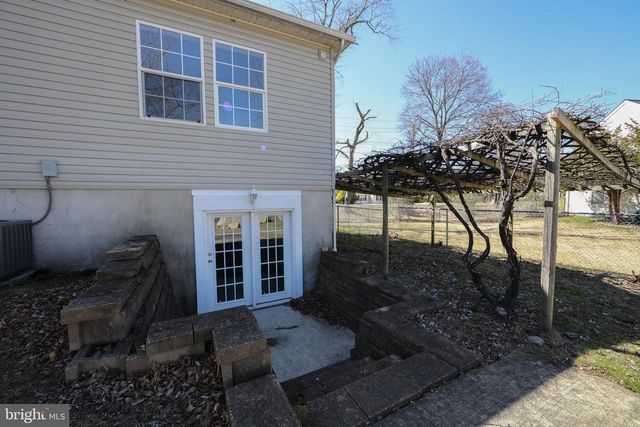 605 NECK RD, Burlington, NJ 08016