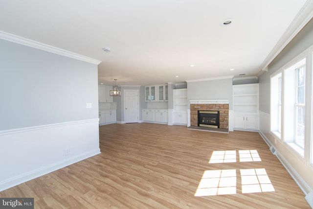 605 NECK RD, Burlington, NJ 08016
