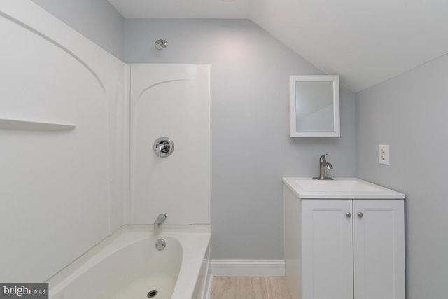 605 NECK RD, Burlington, NJ 08016