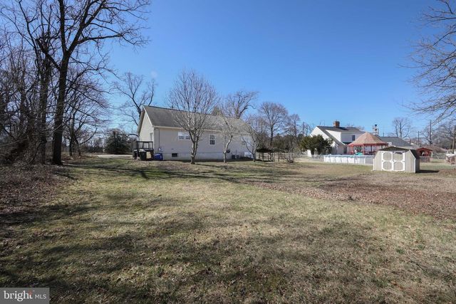 605 NECK RD, Burlington, NJ 08016