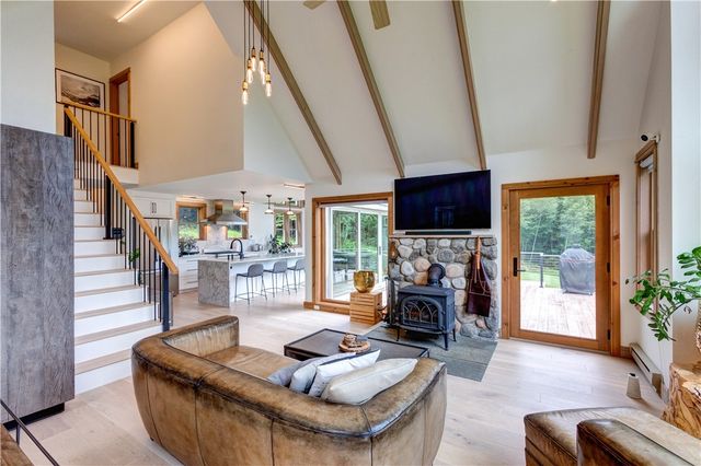 494 Fiddlers Elbow Road, Middletown, NY 12455