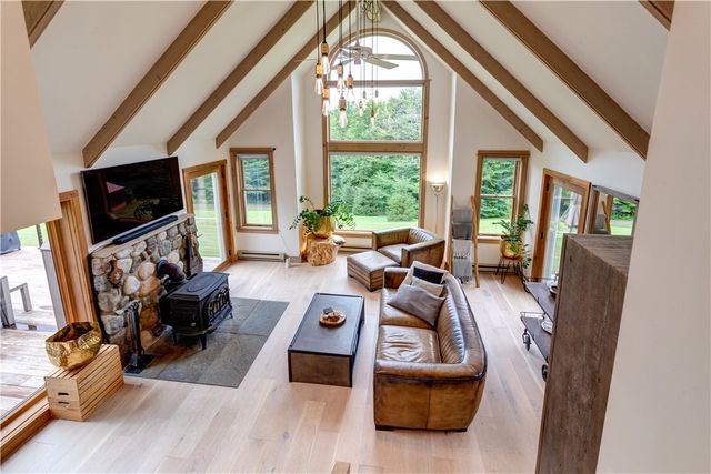 494 Fiddlers Elbow Road, Middletown, NY 12455