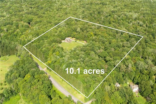 494 Fiddlers Elbow Road, Middletown, NY 12455