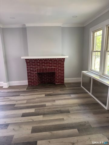 67-69 Westbourne Parkway 3, Hartford, CT 06112