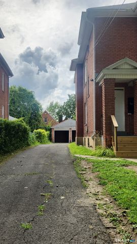 67-69 Westbourne Parkway 3, Hartford, CT 06112