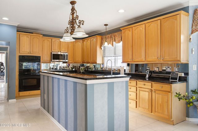 40 Northwoods Road, Ocean Twp, NJ 07712