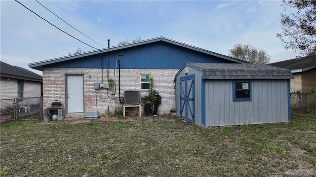 905 W Bowe Street, Pharr, TX 78577