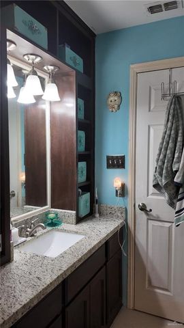 905 W Bowe Street, Pharr, TX 78577