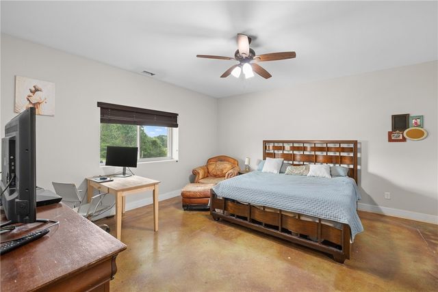 3 Golfclub Drive, Normangee, TX 77871