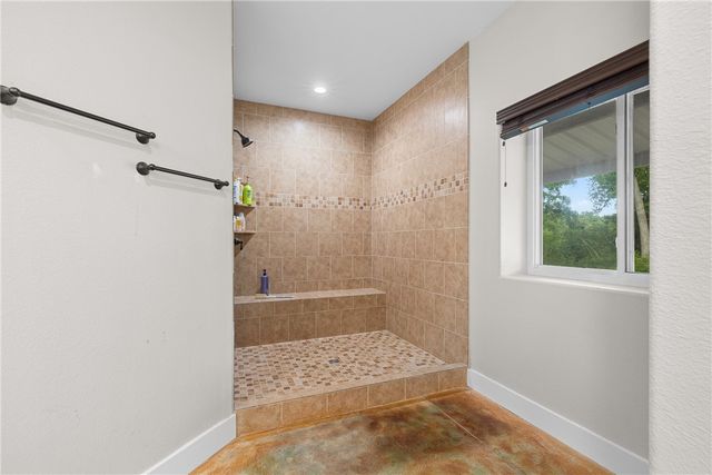 3 Golfclub Drive, Normangee, TX 77871