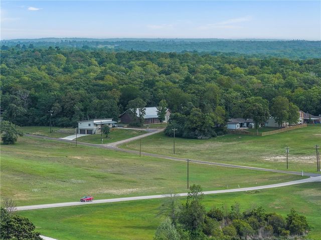 3 Golfclub Drive, Normangee, TX 77871