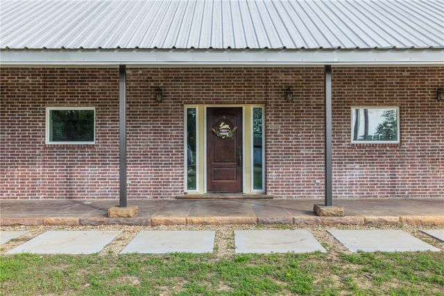 3 Golfclub Drive, Normangee, TX 77871
