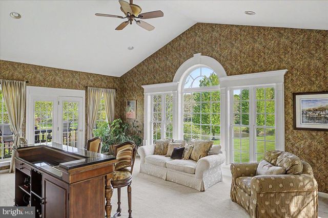 104 MEADOWVIEW DR, New Hope, PA 18938