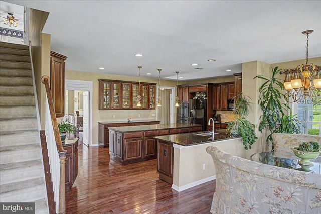 104 MEADOWVIEW DR, New Hope, PA 18938