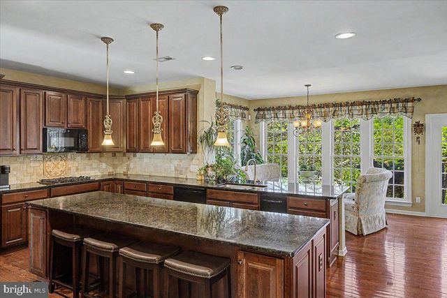 104 MEADOWVIEW DR, New Hope, PA 18938
