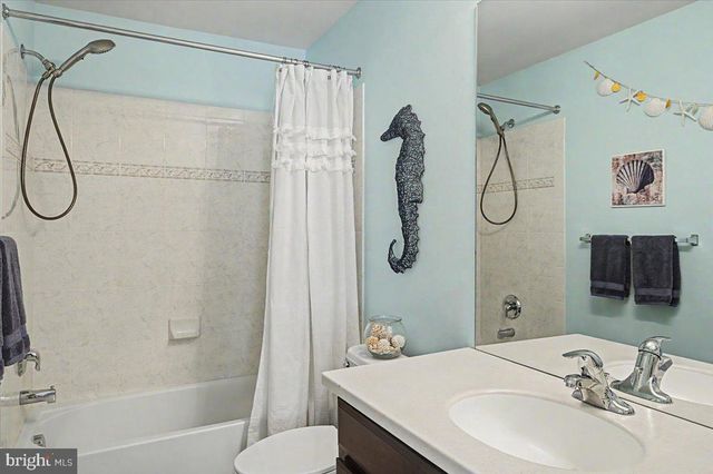 104 MEADOWVIEW DR, New Hope, PA 18938