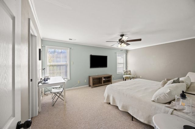 3053 Quaker Hill Lane, Lexington, KY 40509