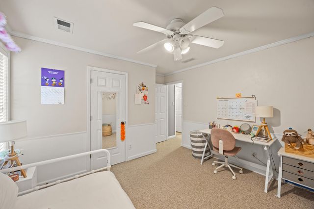 3053 Quaker Hill Lane, Lexington, KY 40509