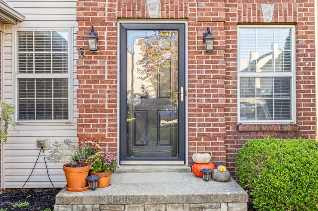 3053 Quaker Hill Lane, Lexington, KY 40509