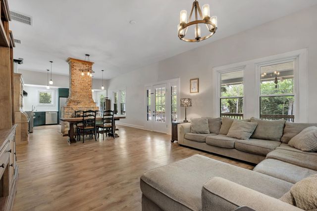 3072 Shady Rest Road, Havana, FL 32333