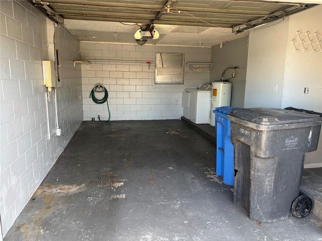 10103 FLAIR COURT, Tampa, FL 33615