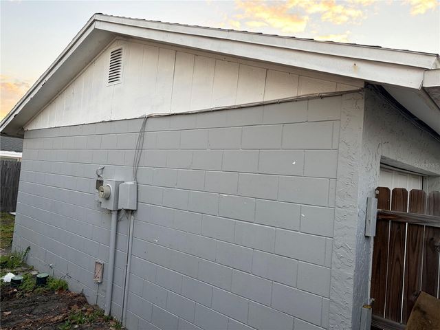 10103 FLAIR COURT, Tampa, FL 33615