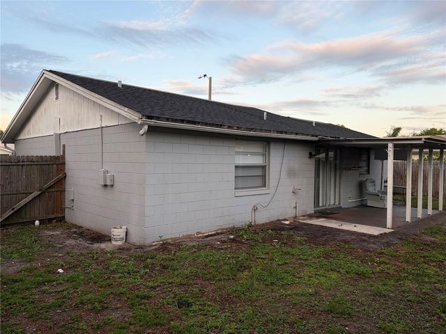 10103 FLAIR COURT, Tampa, FL 33615