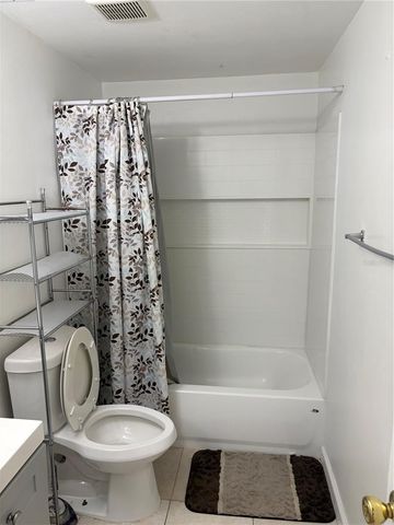 10103 FLAIR COURT, Tampa, FL 33615